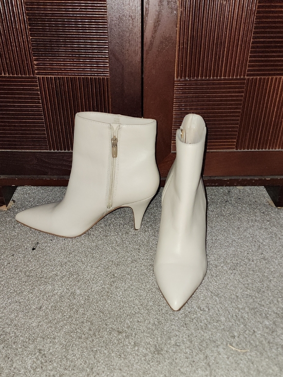 Vince Camuto Shoes - Vince Camuto Cream Pointed Toe Ankle Booties with Side Zip